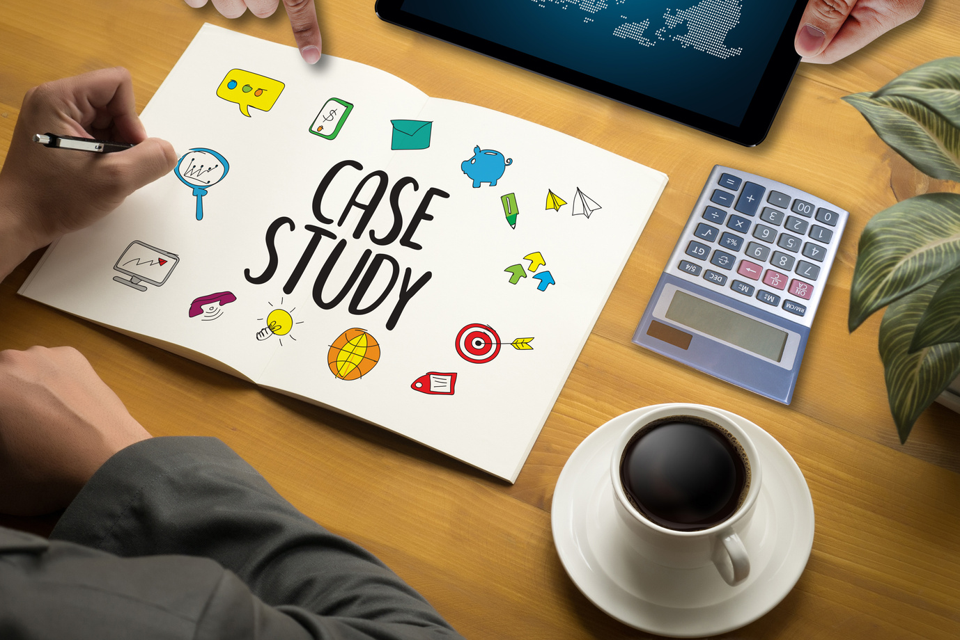 CASE STUDY Student Studying Hard and Students Learning Education Diverse People  Campus